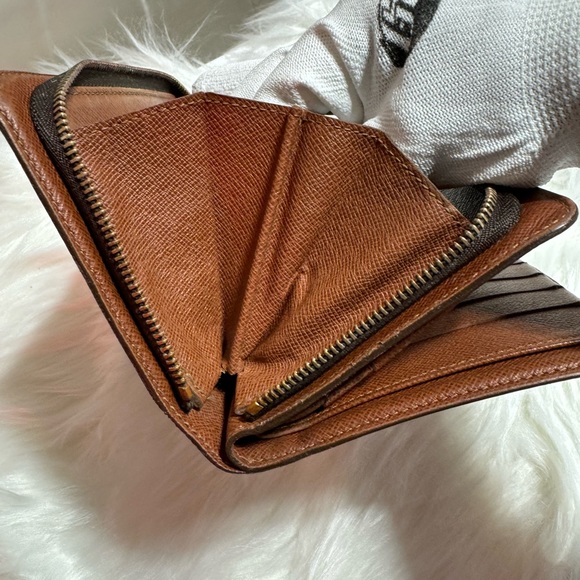 💯AUTHENTIC LOUIS VUITTON monogram Wallet - Picture 7 of 11